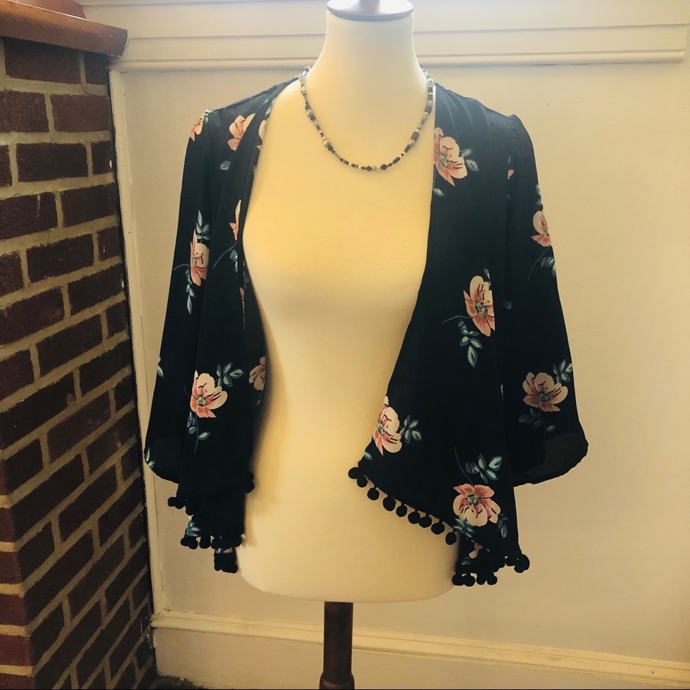 🖤🖤Floral Black Chiffon Wrap/Coverup